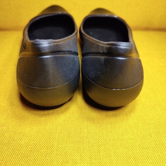 Crocs Patent Toe Black Ballet Flats Slip On Women's Shoes Size 7 - Picture 7 of 9